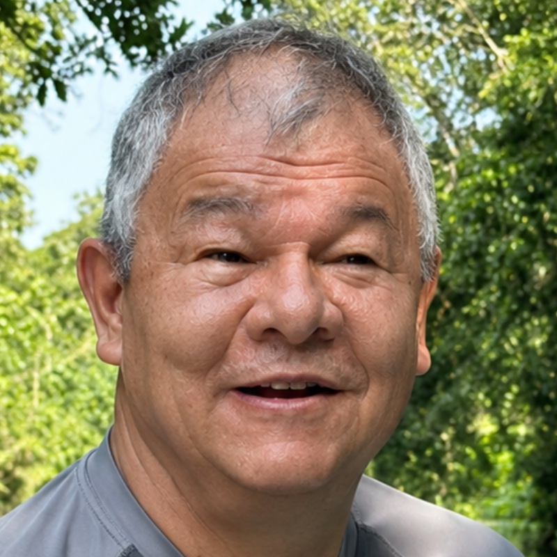 Manuel Salazar